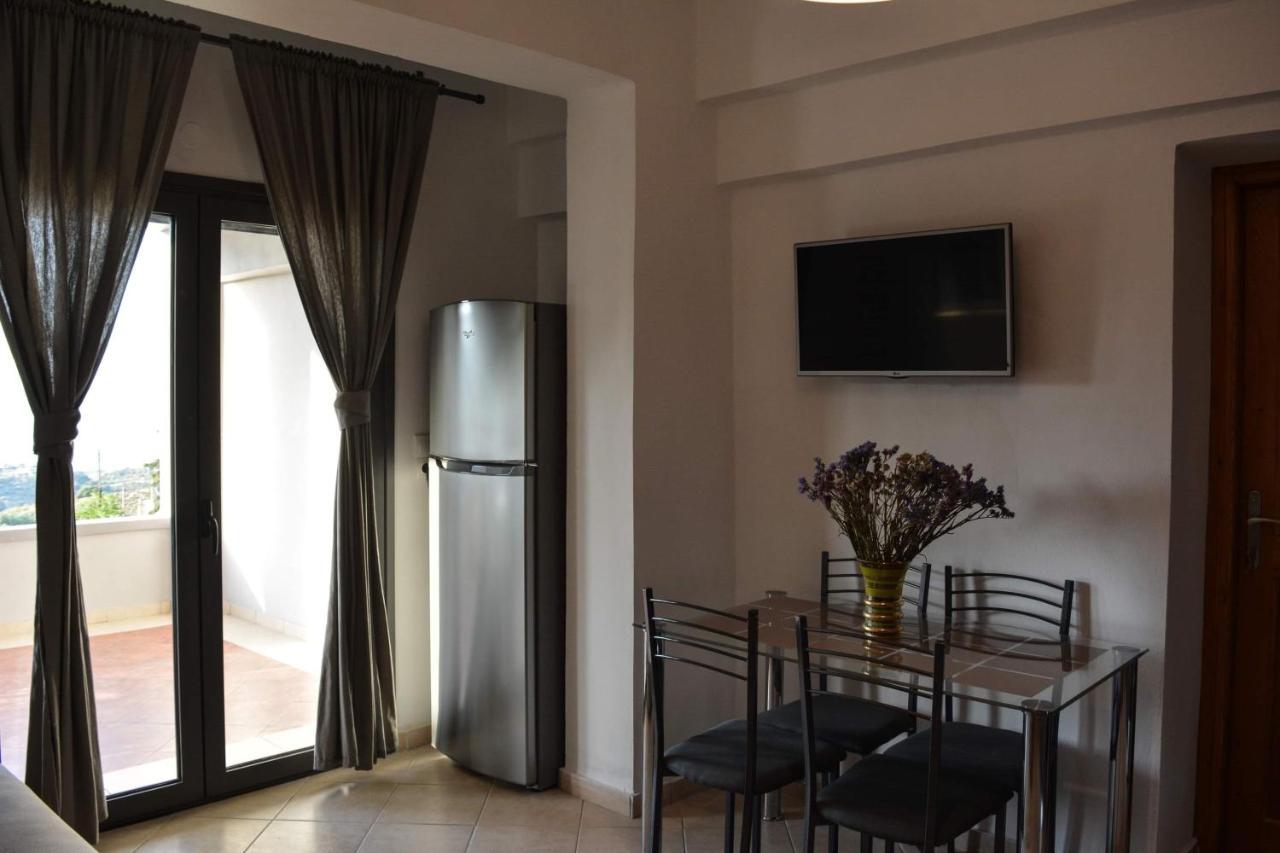 Anthemis Apartment Mathés 外观 照片